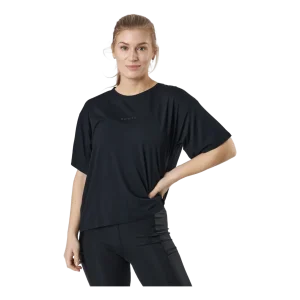Luisa Tee Black